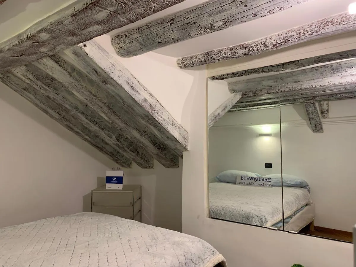 House Pellicceria By Holiday World Genoa Apartment