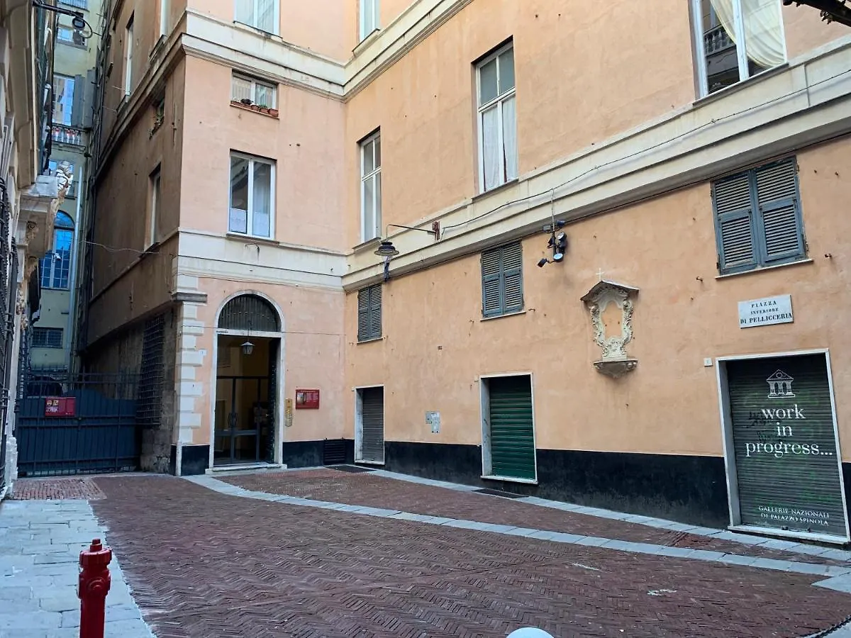 House Pellicceria By Holiday World Genova